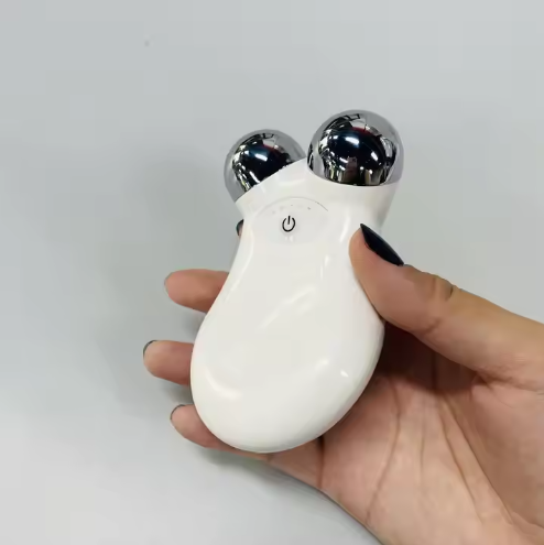 Microcurrent EMS Face Lifting Device